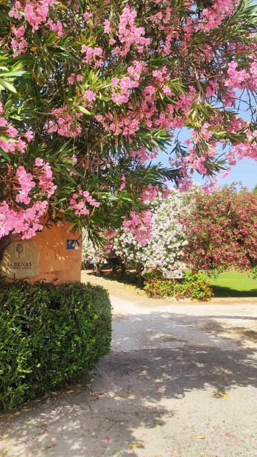 Is Benas Country Hotel