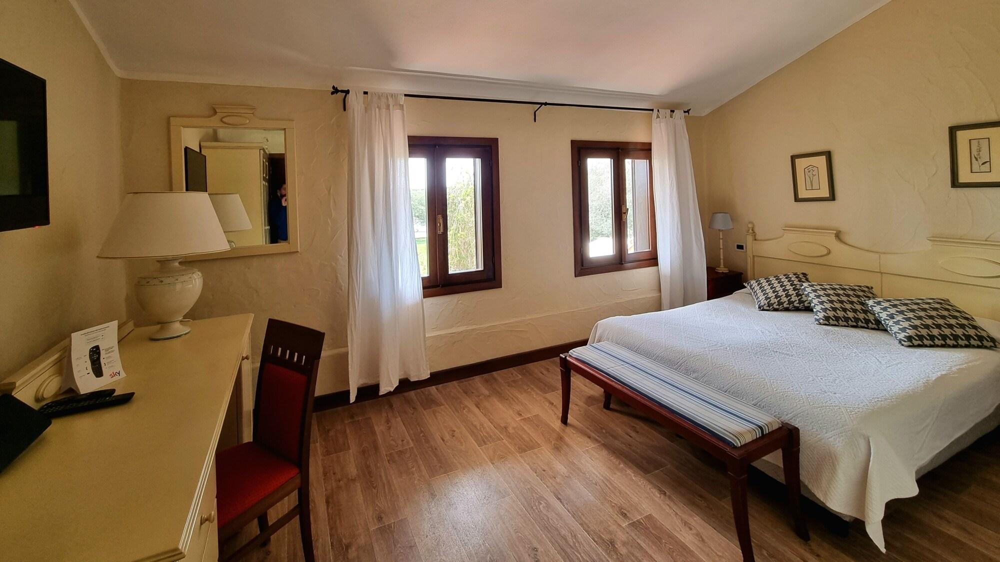 Is Benas Country Hotel